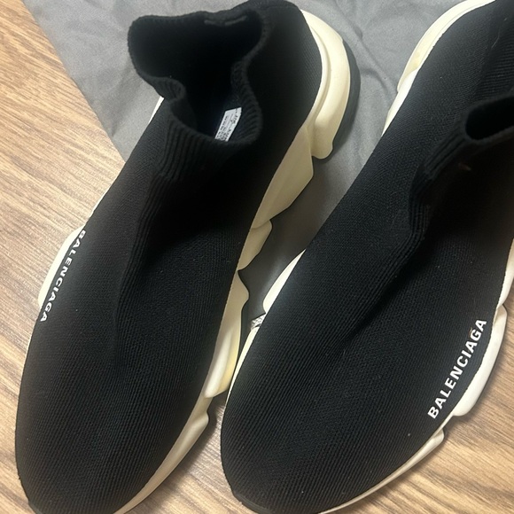 WOMEN BALENCIAGA SIZE 10 - Picture 3 of 8